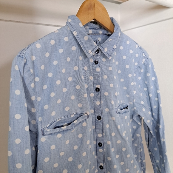 edc | Light blue & white polka dot denim texture casual button up - Picture 4 of 11
